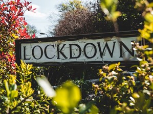 Top 10 Tips for Staying Positive on Blue Monday and During Lockdown From Clinical Therapist Elizabeth Lorimer